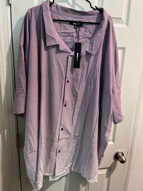 NOVAMEN Men's Short Sleeve Button-Down Shirt in Lavender